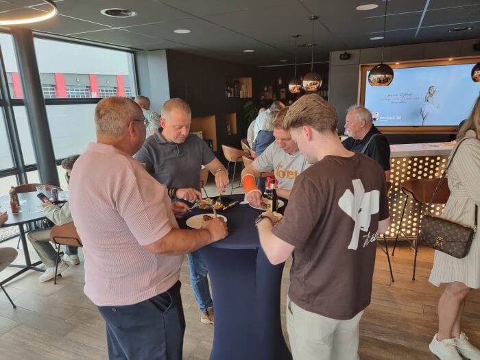 Een weekend met collega’s, familie en voetbal